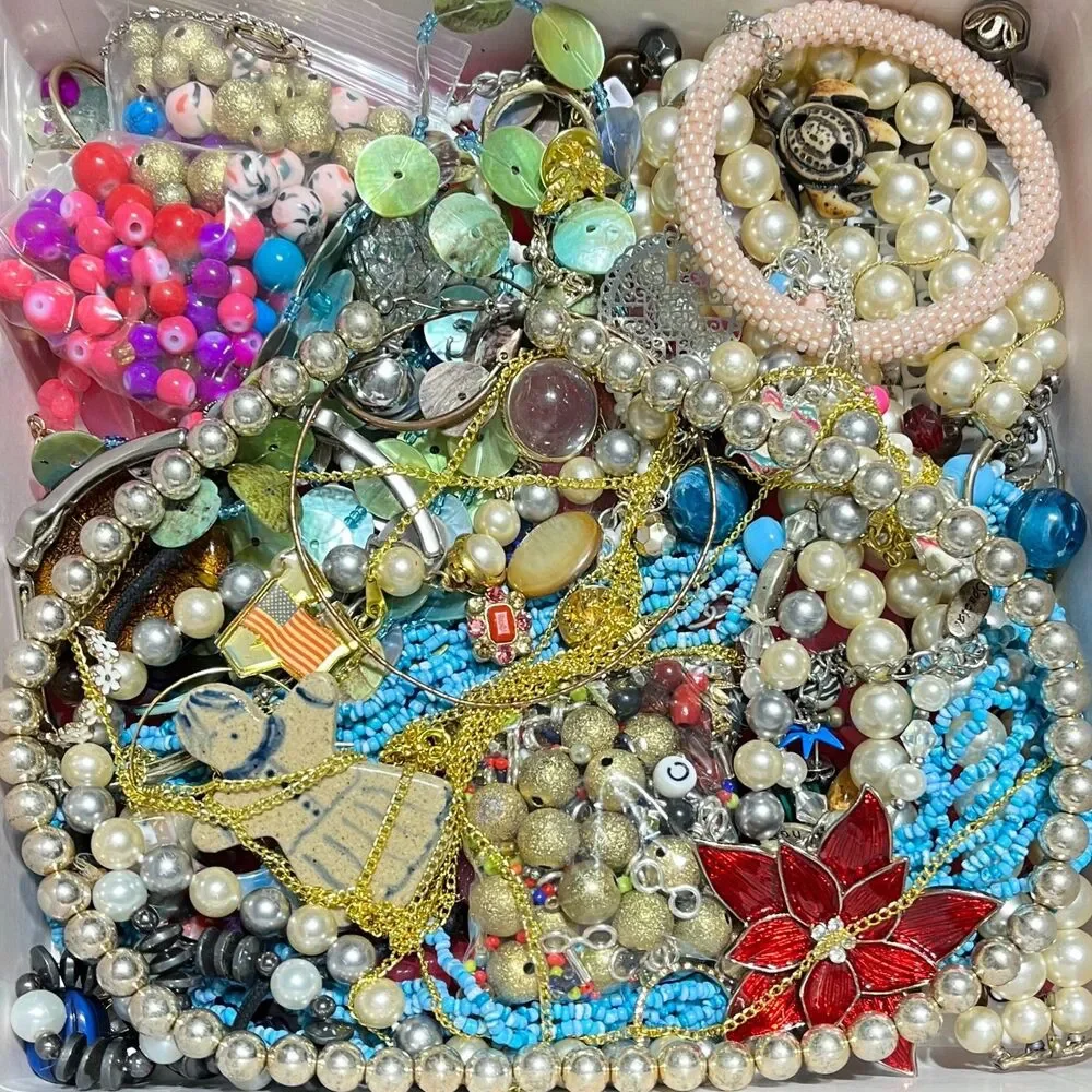 VTG - Now Repurpose Junk Jewelry Lot Beads DIY Harvest Craft Variety Box 1#10oz